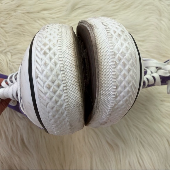 Converse High Tops - Picture 6 of 7
